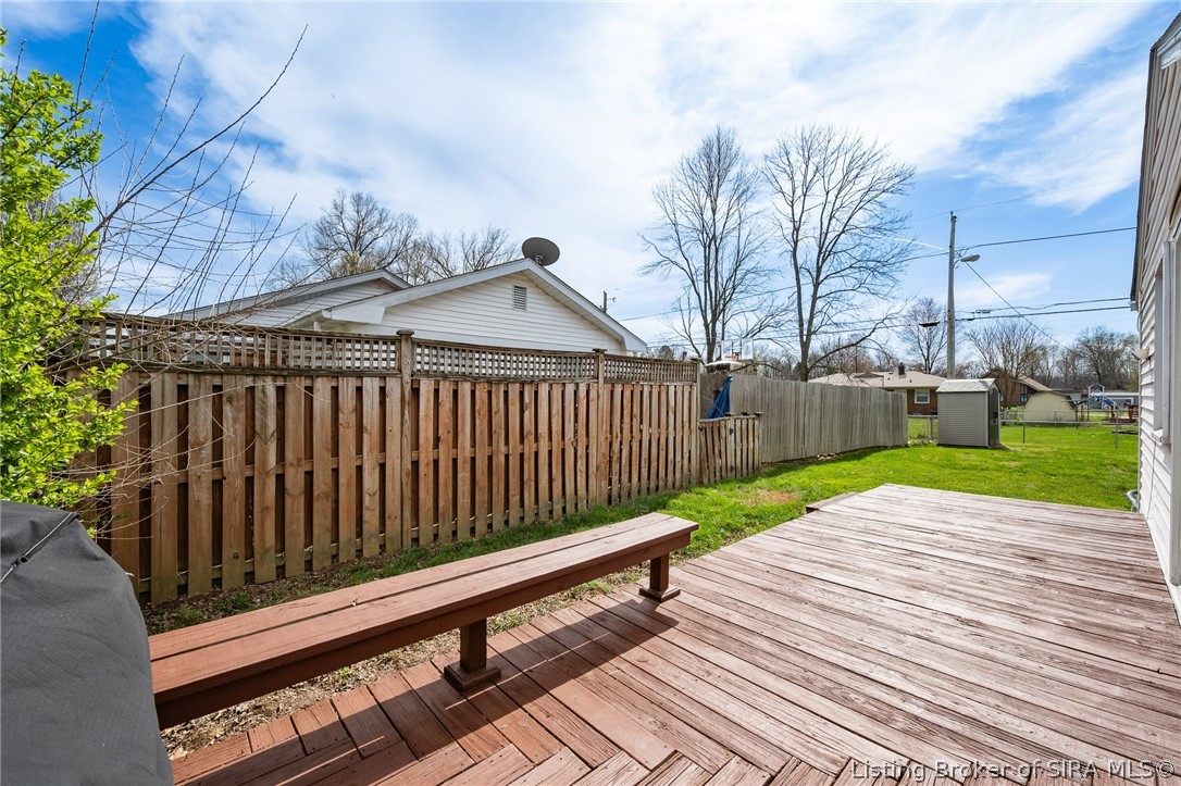 3 Woodland Road Jeffersonville, IN 47130 - Photo 42 of 50