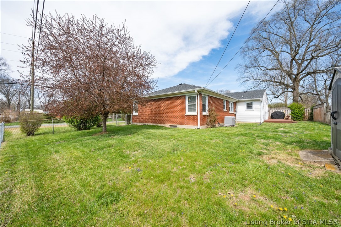 3 Woodland Road Jeffersonville, IN 47130 - Photo 43 of 50