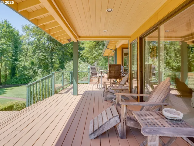 a view of outdoor space yard and patio