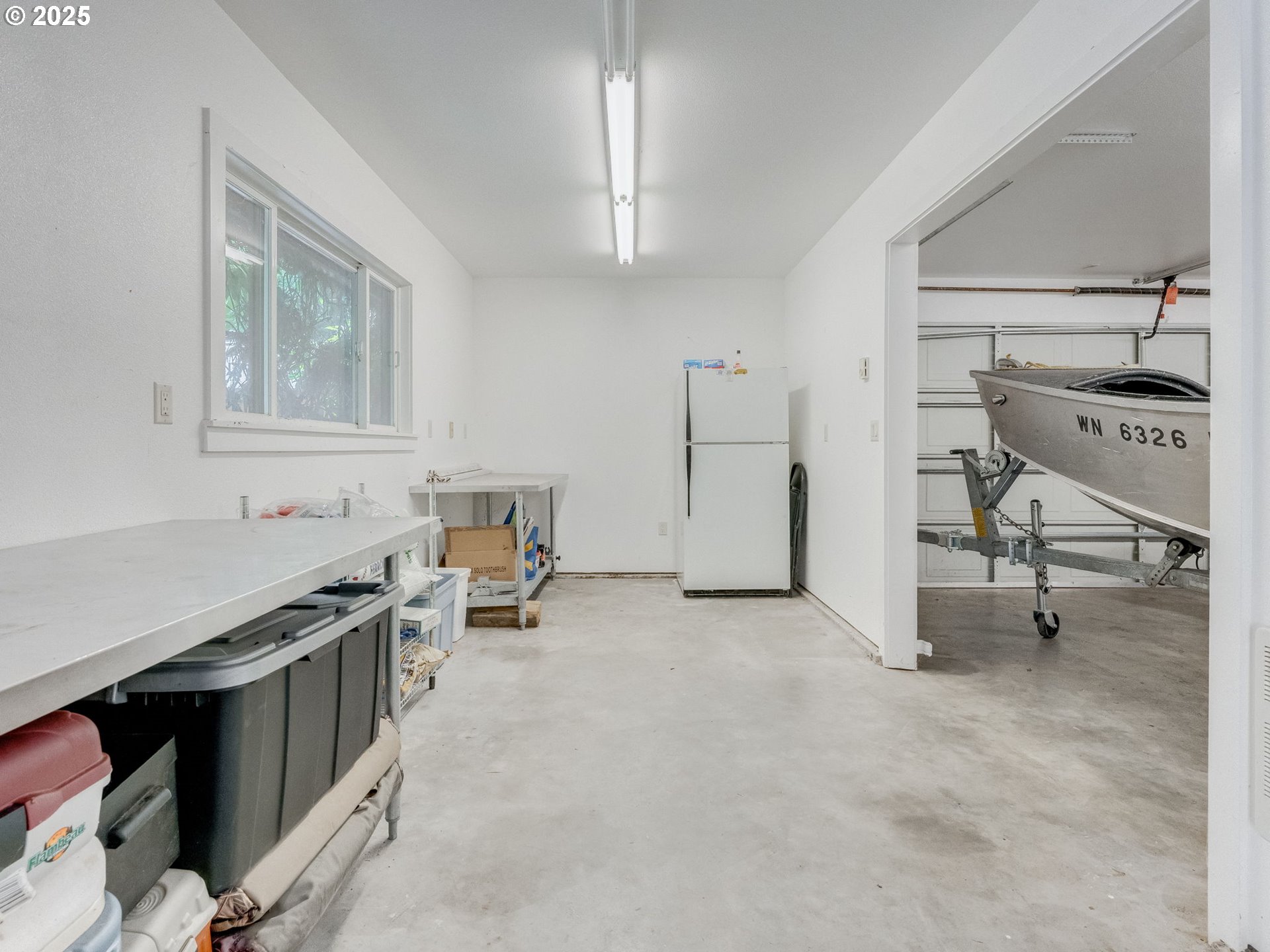 3817 Old Lewis River Road Woodland, WA 98674 - Photo 40 of 48 a view of an empty room