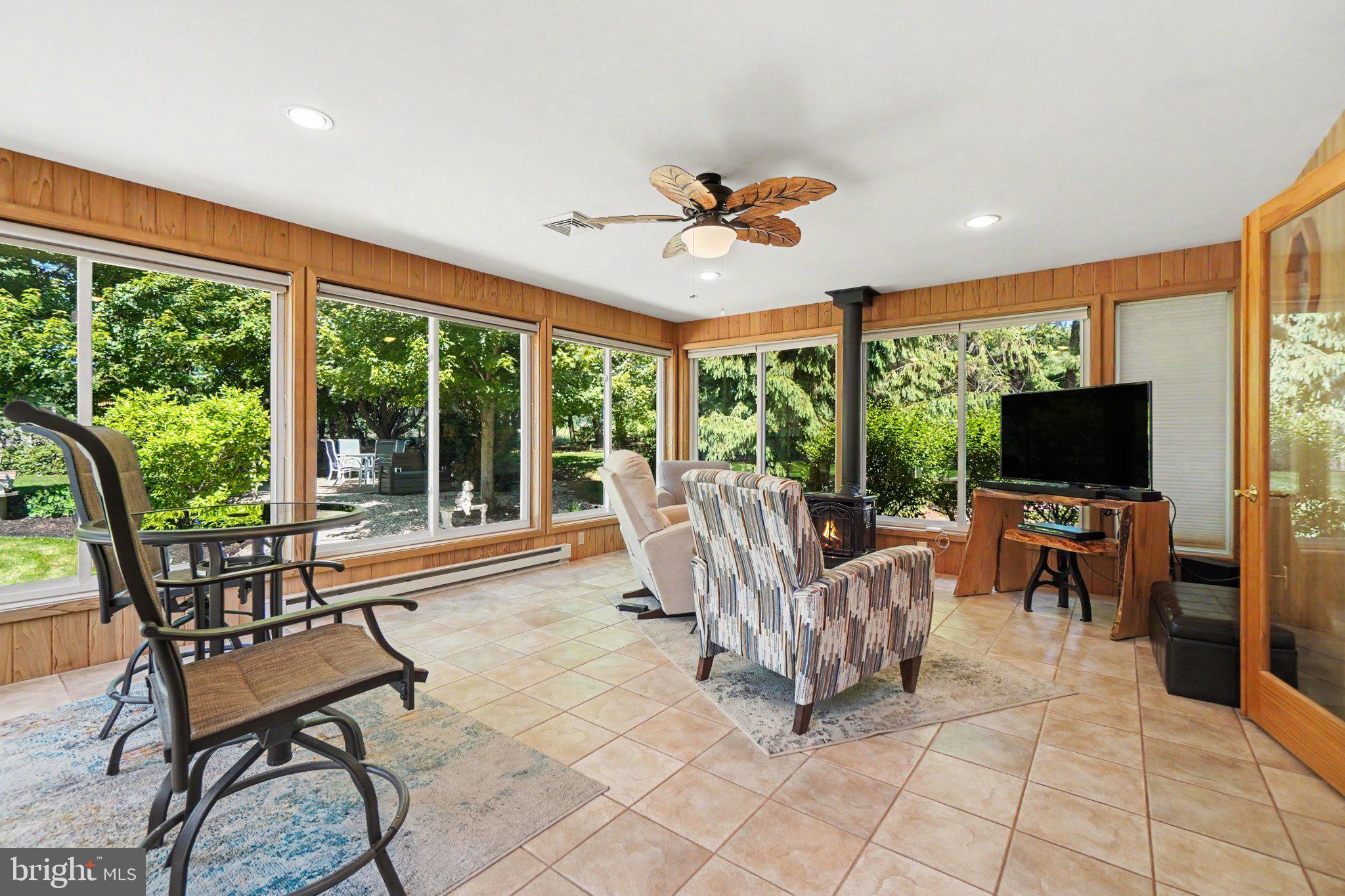 24 Mountain View Road Bethel, PA 19507 - Photo 13 of 37