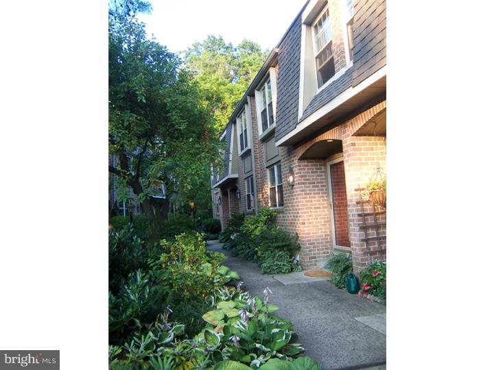 104 A Lantoga Road, Unit 5 Wayne, PA 19087 - Photo 1 of 16 Front Yard