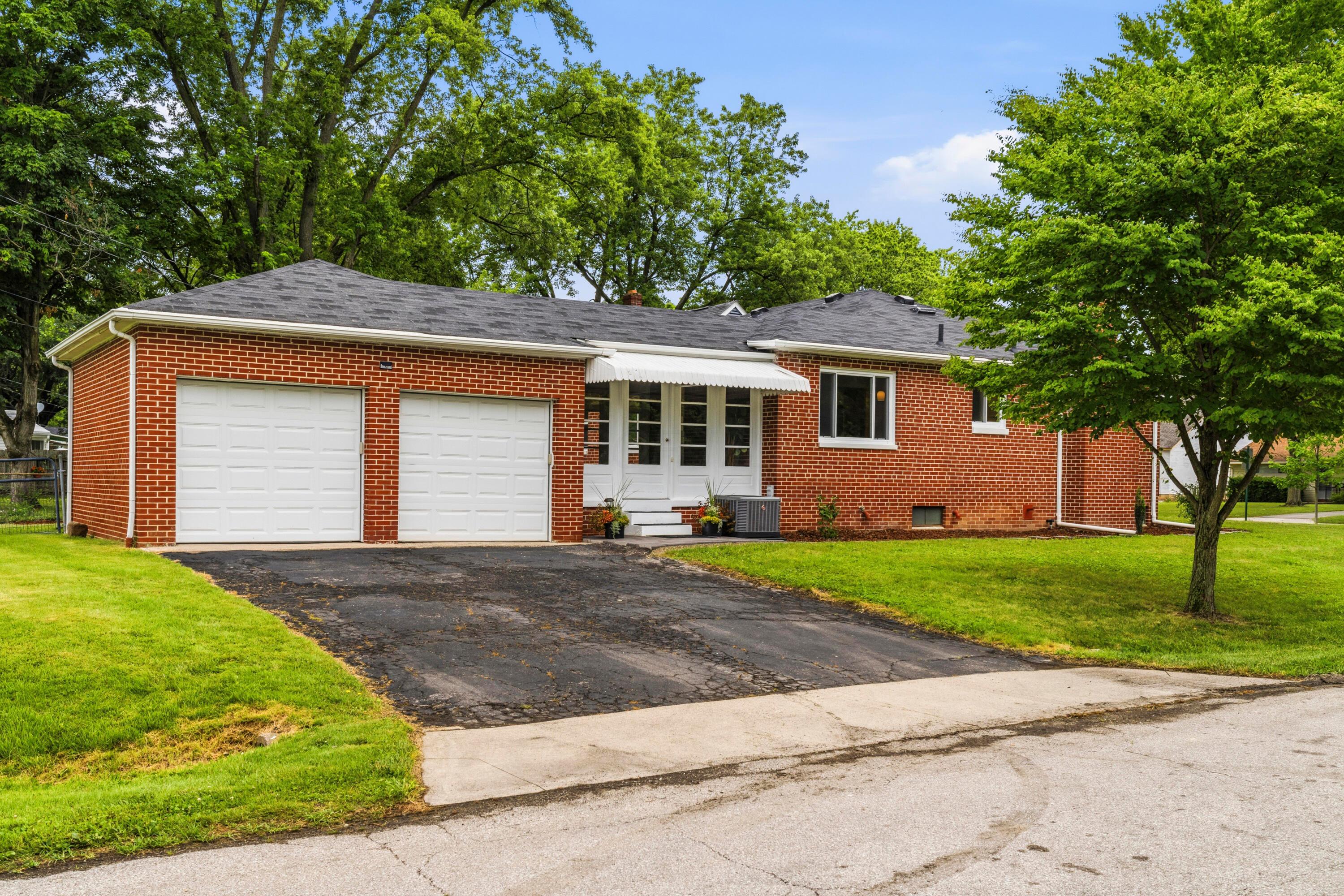3213 Mountview Road Upper Arlington, OH 43221 - Photo 49 of 61 Side of Home