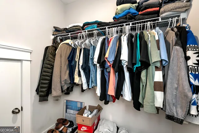 $3,100 | 6968 Manchester Drive, Flowery Branch, GA 30542