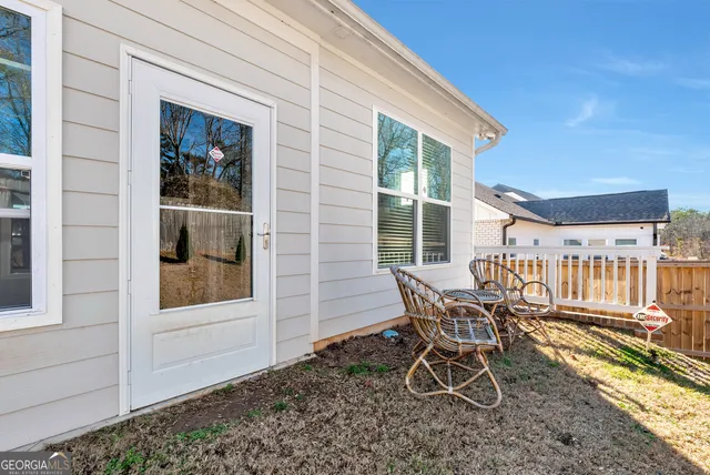 $3,100 | 6968 Manchester Drive, Flowery Branch, GA 30542