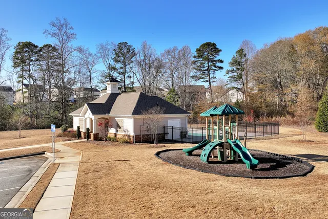 $3,100 | 6968 Manchester Drive, Flowery Branch, GA 30542