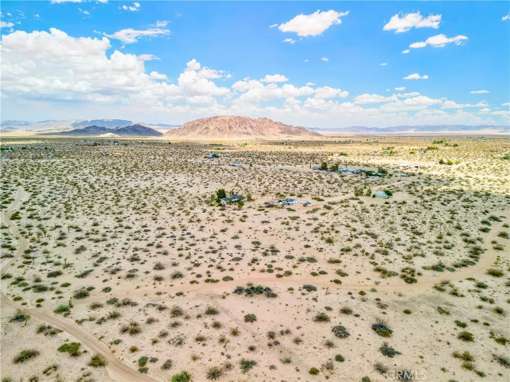 0 Easton Landers, CA 92285 - Photo 11 of 22 a view of a city