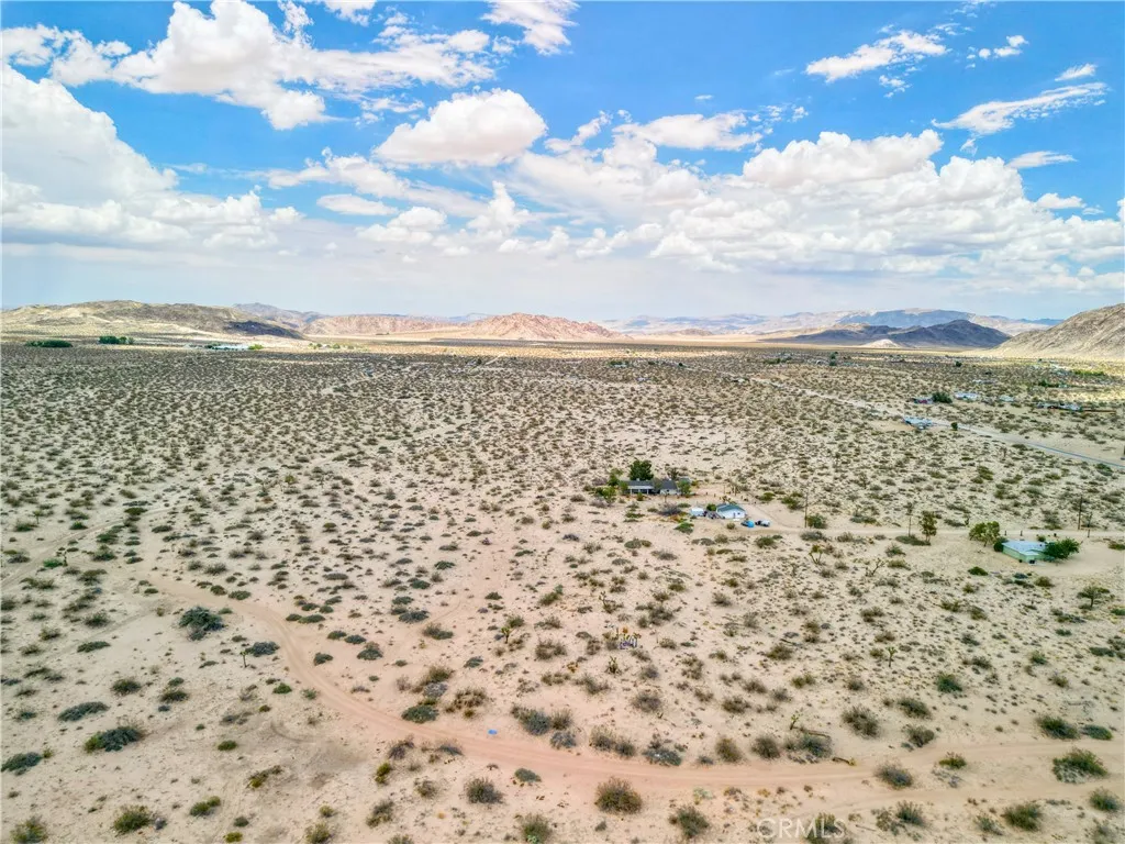 0 Easton Landers, CA 92285 - Photo 9 of 22 view of a city