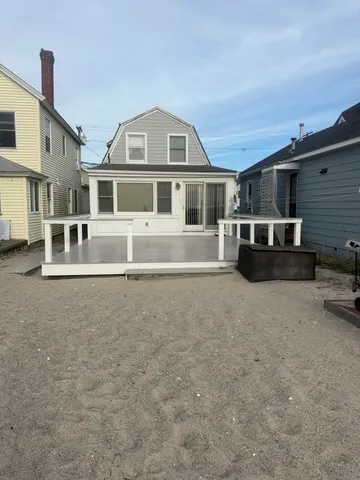 $2,500 | 797 East Broadway, Milford, CT 06460