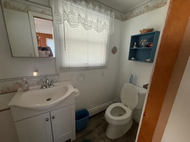 $2,500 | 797 East Broadway, Milford, CT 06460