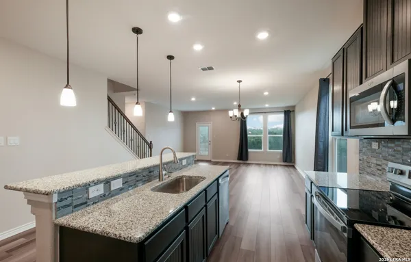 $2,150 | 15719 Selene View, San Antonio, TX 78245