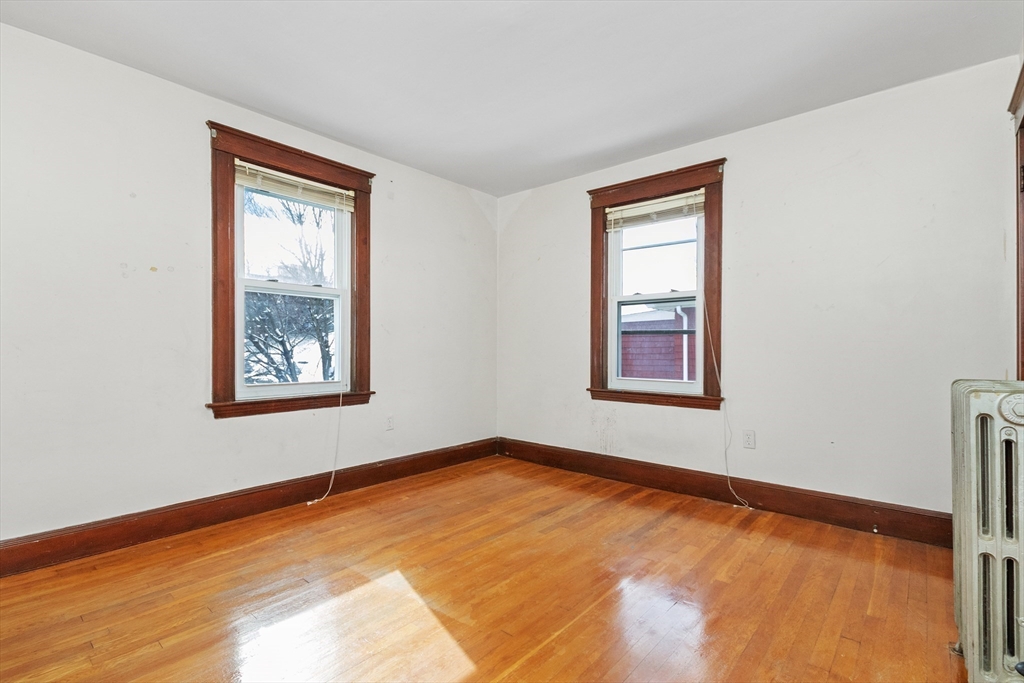 29-31 Bay State Road Quincy, MA 02171 - Photo 10 of 40 Gallery Image 10