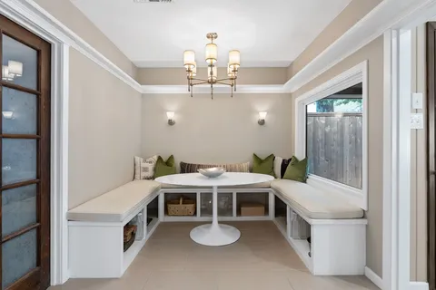 $699,000 | 2314 Hialeah Drive, Houston, TX 77018