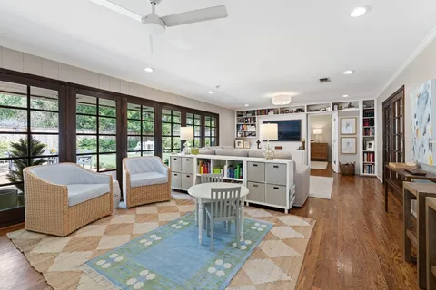 $699,000 | 2314 Hialeah Drive, Houston, TX 77018