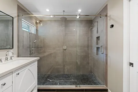 $699,000 | 2314 Hialeah Drive, Houston, TX 77018