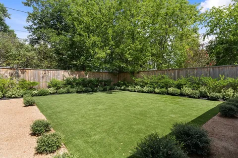 $699,000 | 2314 Hialeah Drive, Houston, TX 77018