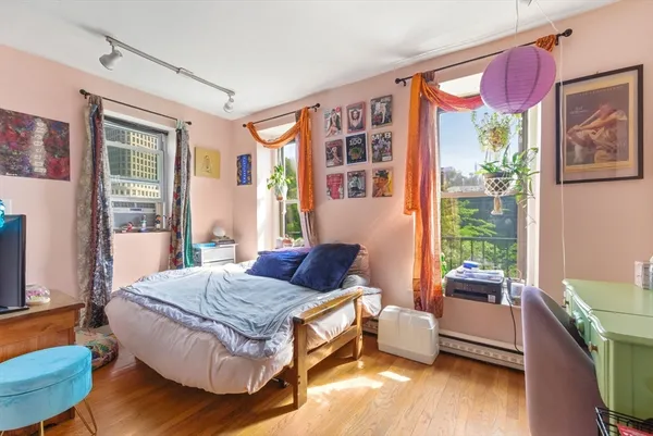 $2,100 | 3 St Charles Street, Unit 8, Boston, MA 02116