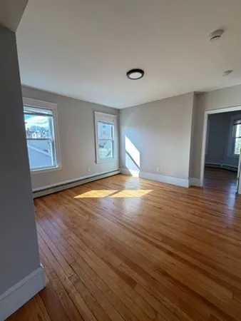 $2,600 | 68 Dartmouth Street, Unit 3, Worcester, MA 01604