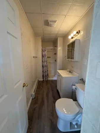 $2,600 | 68 Dartmouth Street, Unit 3, Worcester, MA 01604