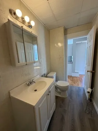 $2,600 | 68 Dartmouth Street, Unit 3, Worcester, MA 01604