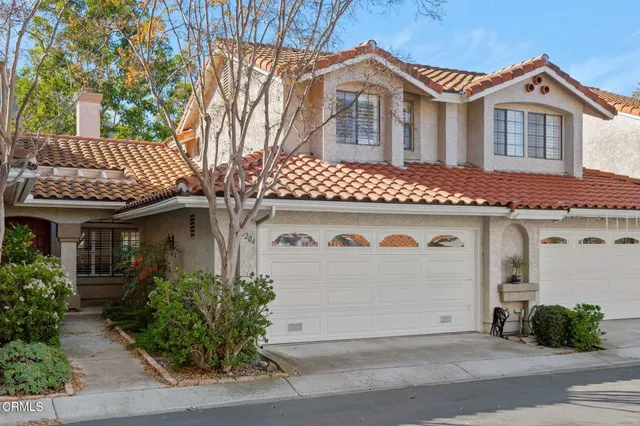 $629,900 | 6204 Corte Antigua, Camarillo, CA 93012