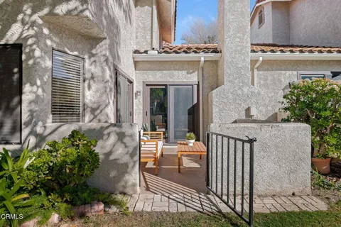 $629,900 | 6204 Corte Antigua, Camarillo, CA 93012