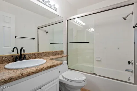 $629,900 | 6204 Corte Antigua, Camarillo, CA 93012