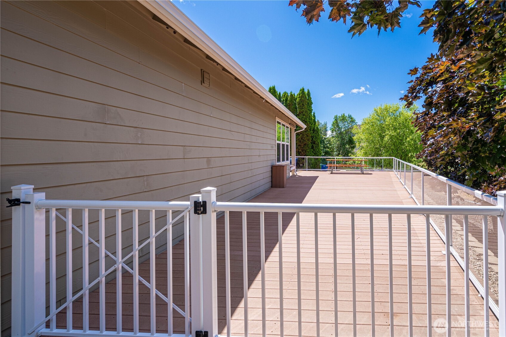 1000 Sunset Lane Chelan, WA 98816 - Photo 29 of 37