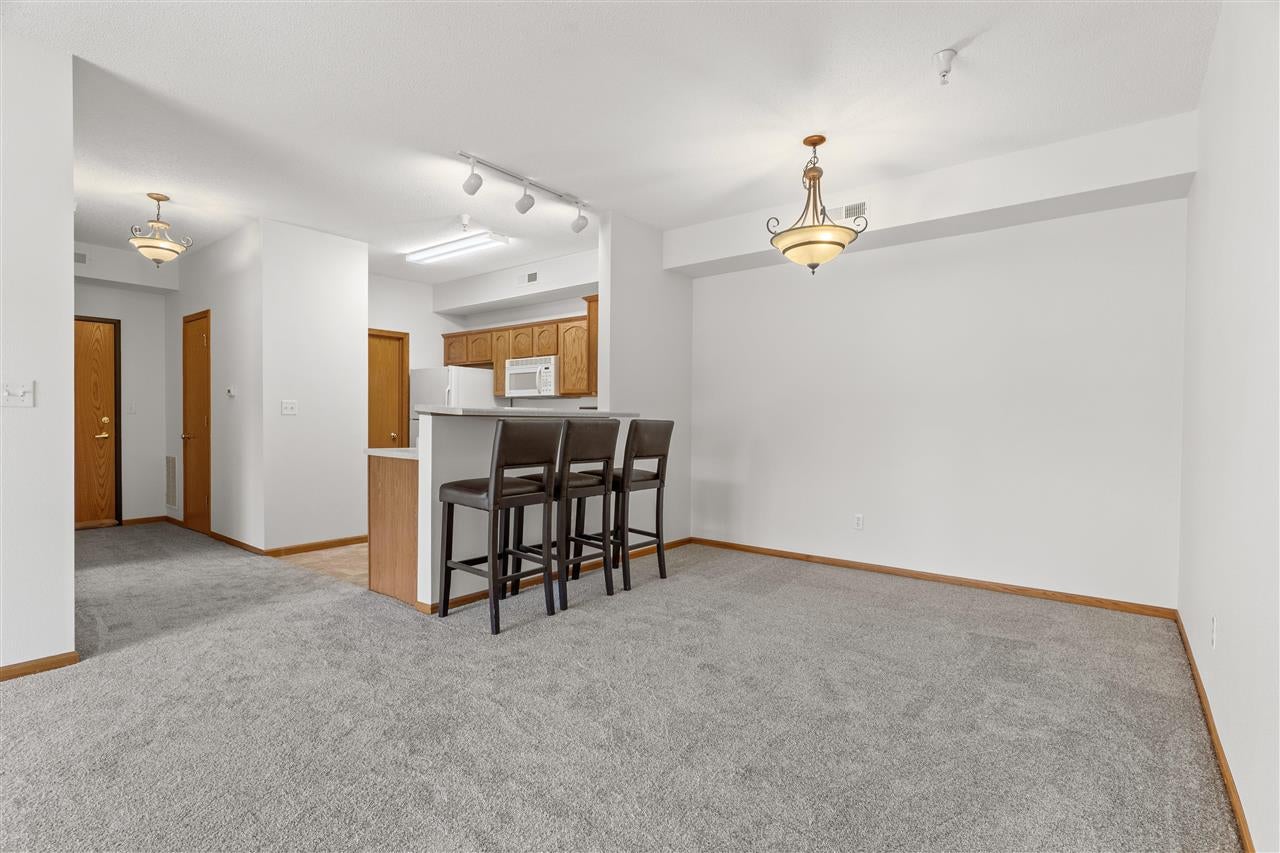 2953 Heinz Road, Unit 2 Iowa City, IA 52240 - Photo 7 of 23 Gallery Image 7