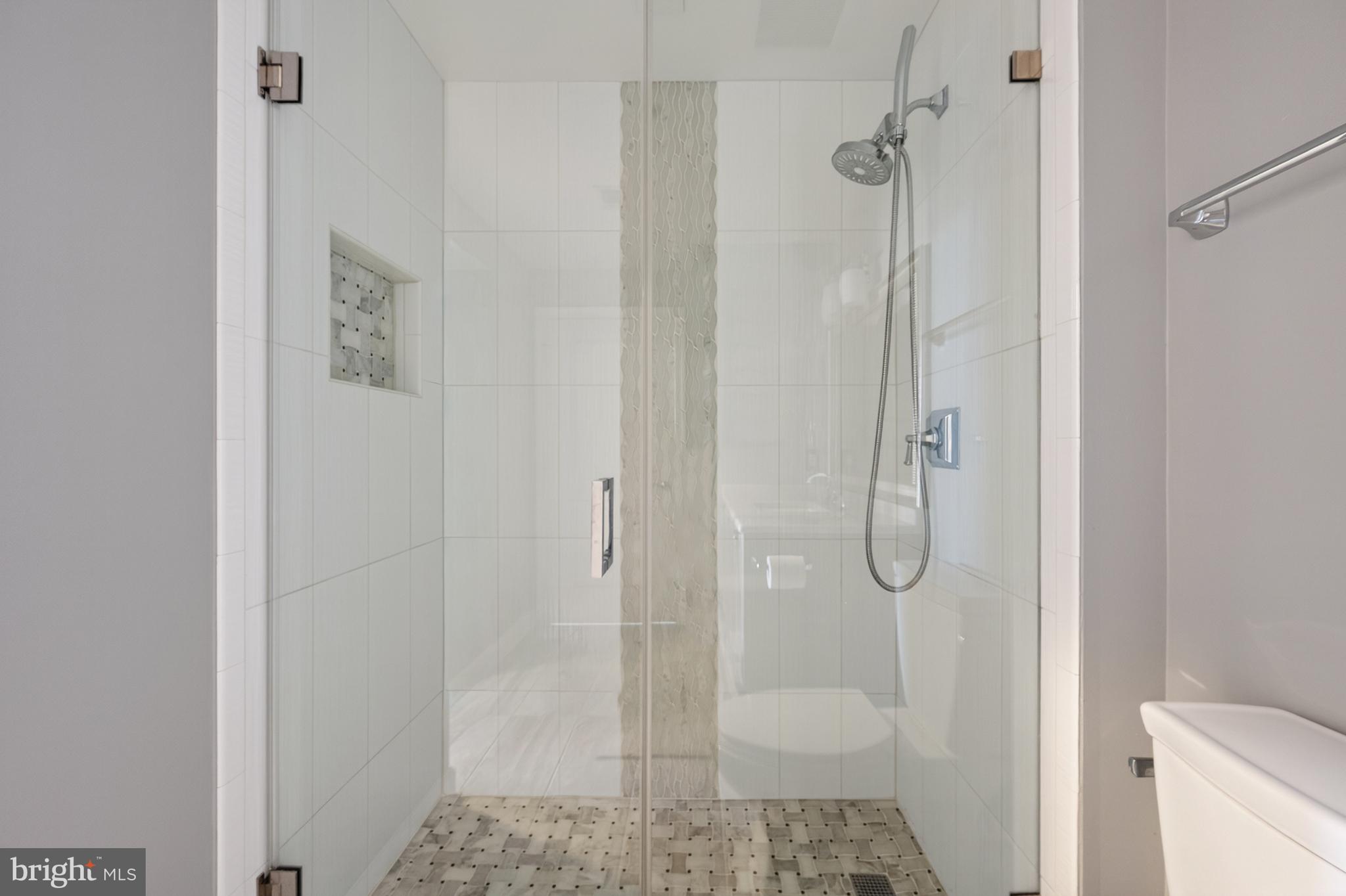 3650 South Glebe Road, Unit 445 Arlington, VA 22202 - Photo 16 of 53 Glass enclosed walk-in shower