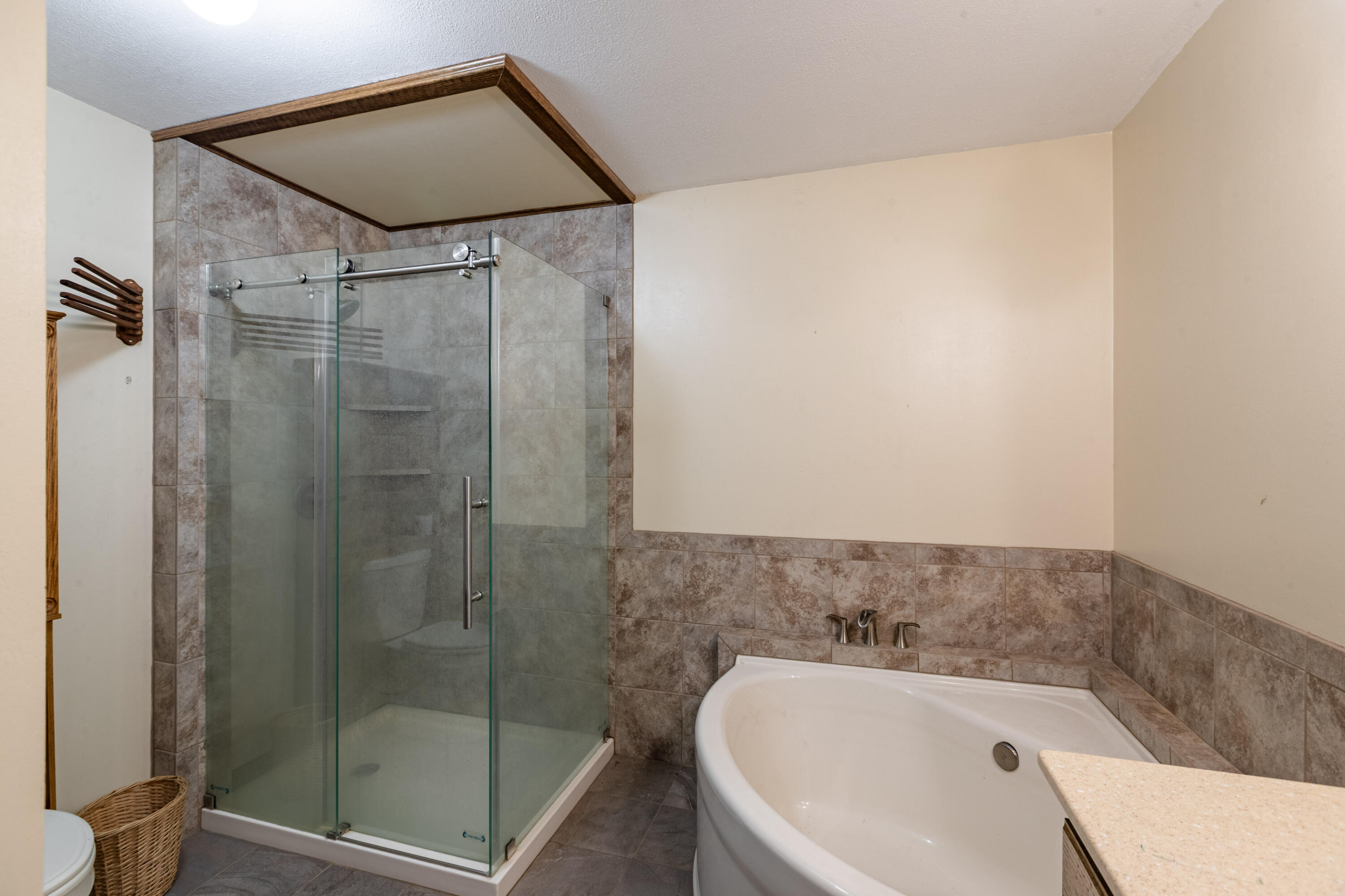 W664 Highway 35 Buffalo, WI 54629 - Photo 15 of 30 Main floor full bath off master and main living space