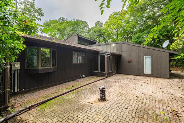 $299,900 | W664 Highway 35, Buffalo, WI 54629