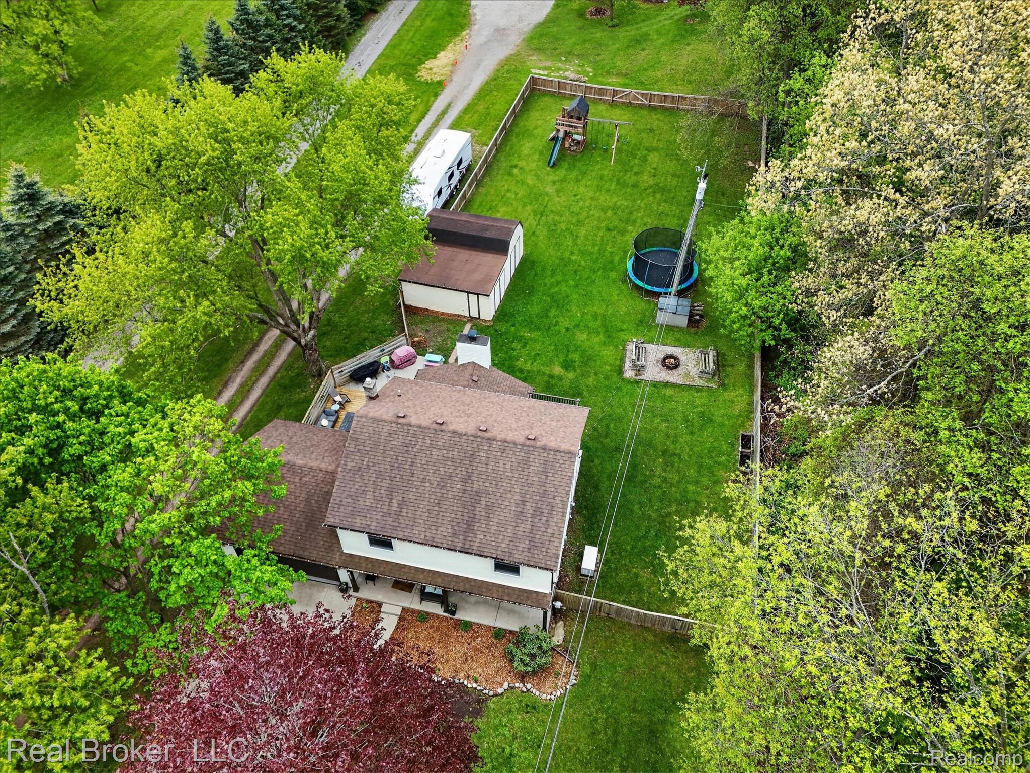 3885 Morgan Road Lake Orion, MI 48359 - Photo 51 of 57 55-3885-Morgan-Rd-Orion-Township-MI-48359-WindowStill.jpg