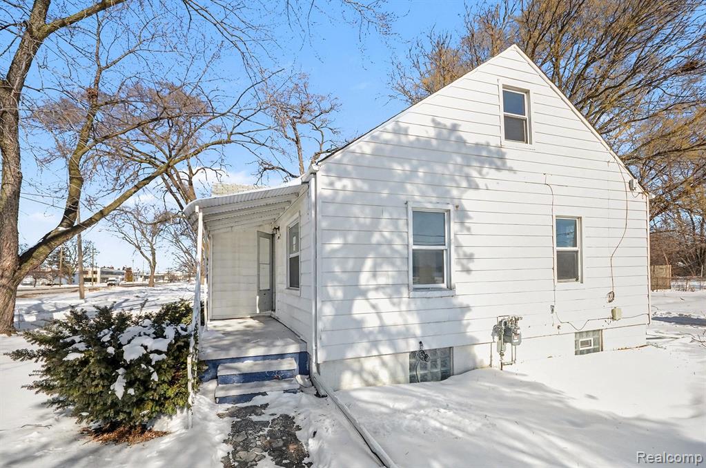 23346 Hoover Road Warren, MI 48089 - Photo 13 of 15