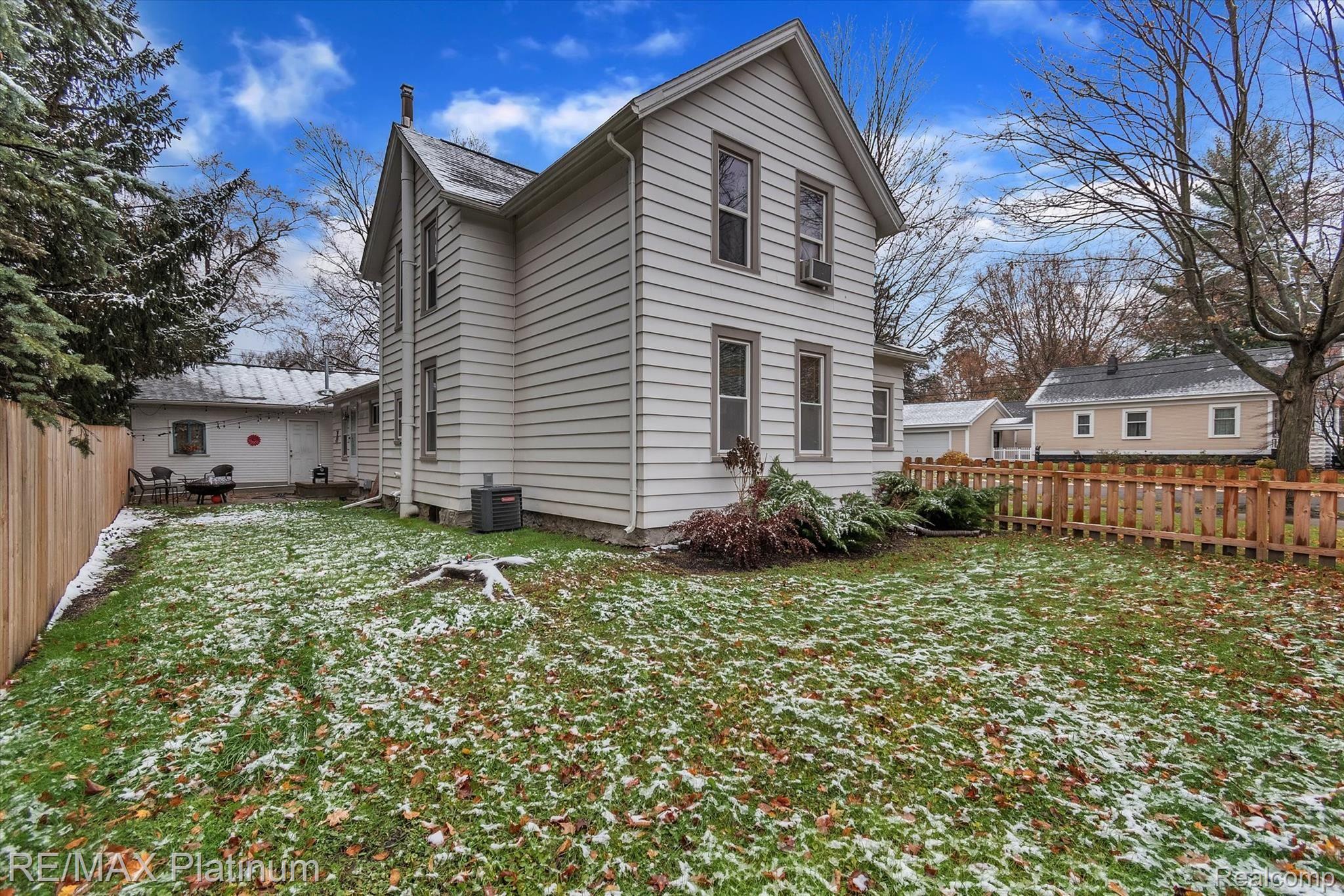 220 Jewett Street Howell, MI 48843 - Photo 25 of 30 35-220 Jewett-Windowstill Real Estate Photography-35.jpg