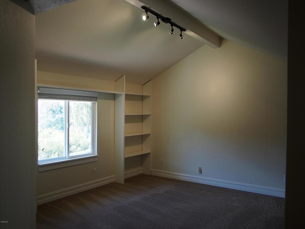 211 Windtree Avenue Thousand Oaks, CA 91320 - Photo 12 of 29 an empty room with windows and closet