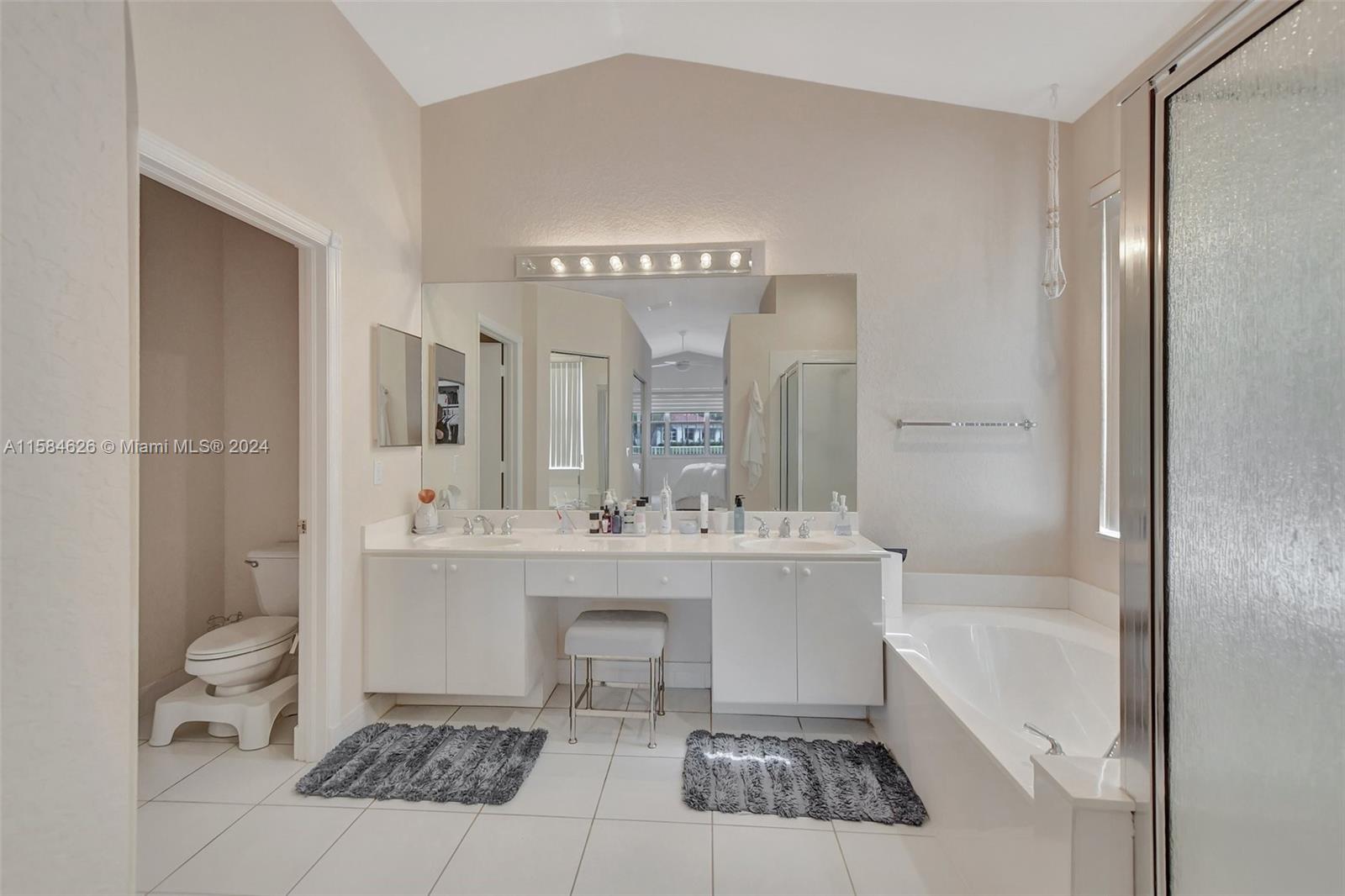 18641 Sea Turtle Lane Boca Raton, FL 33498 - Photo 33 of 65 Gallery Image 33