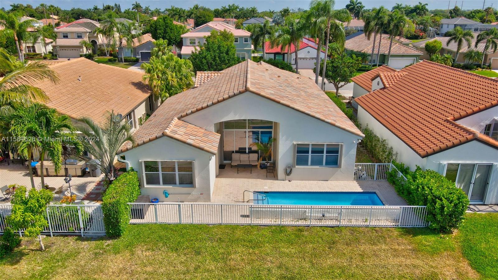 18641 Sea Turtle Lane Boca Raton, FL 33498 - Photo 10 of 65 Gallery Image 10