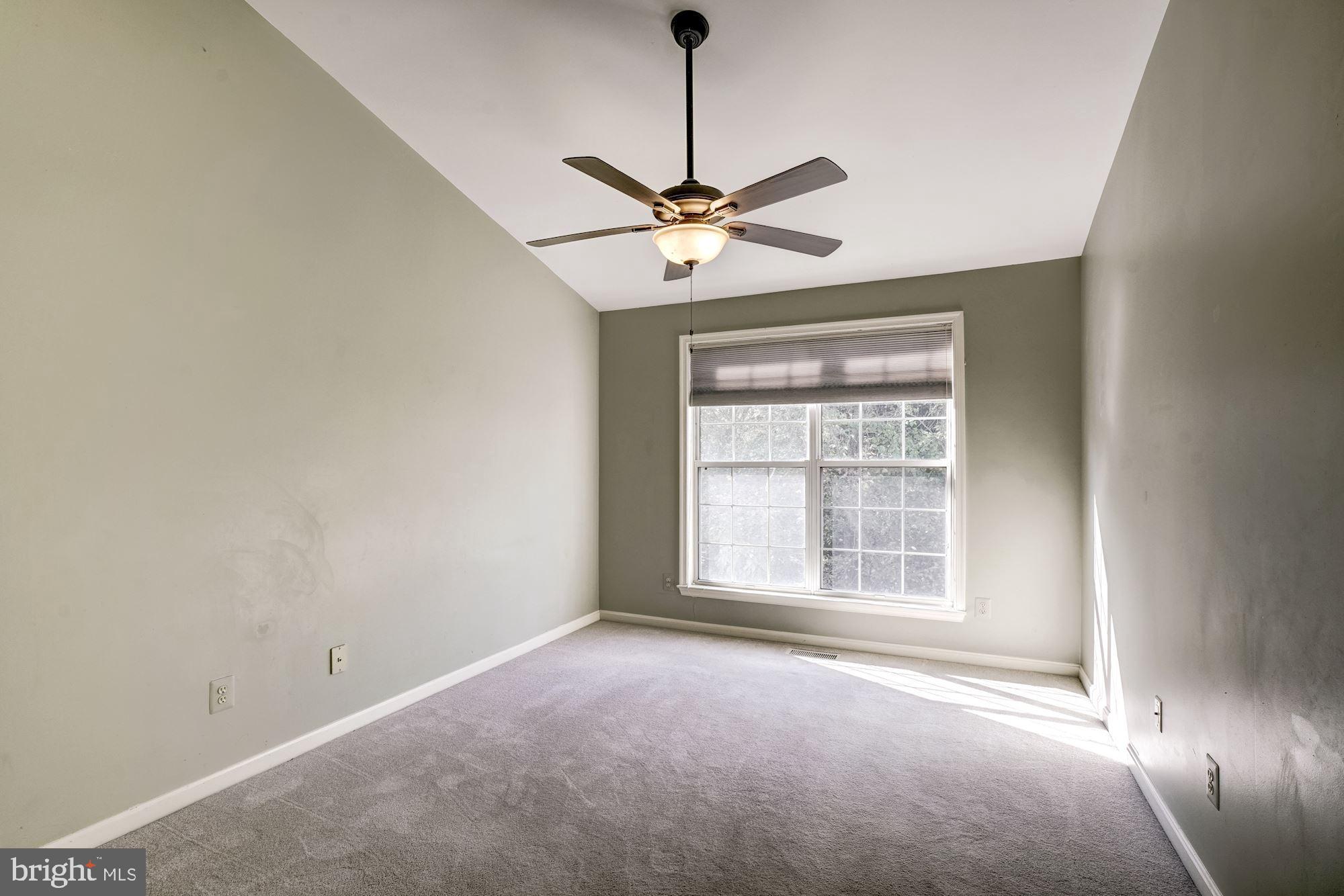 43315 Parlor Square Ashburn, VA 20147 - Photo 10 of 31 a view of an empty room with a window