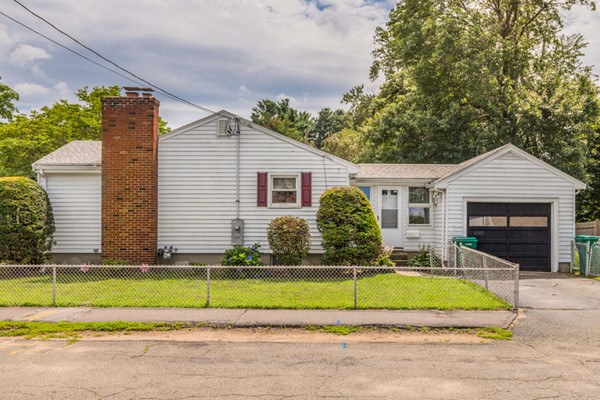 16 Cedar Brook Road Lynn, MA 01904 - Photo 26 of 27 Gallery Image 26