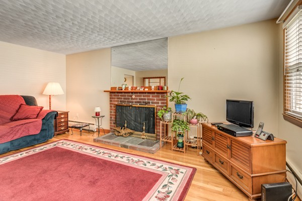 16 Cedar Brook Road Lynn, MA 01904 - Photo 10 of 27 Gallery Image 10