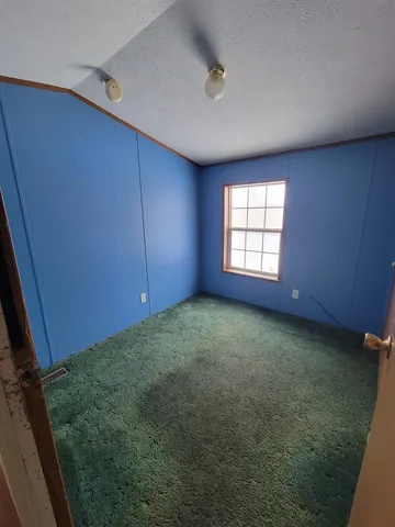 $59,900 | 20 Nicole Drive, St. Albans Town, VT 05478