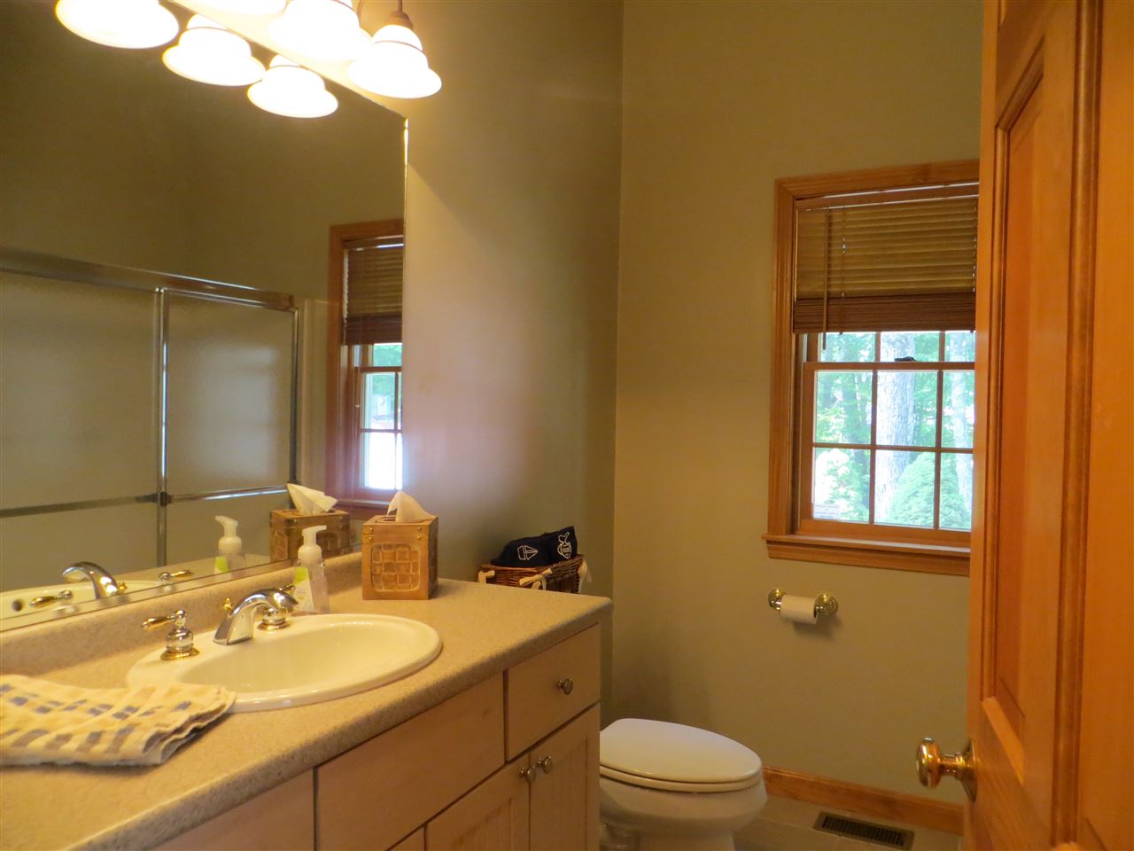 102 Cattle Landing Road Meredith, NH 03253 - Photo 13 of 40
