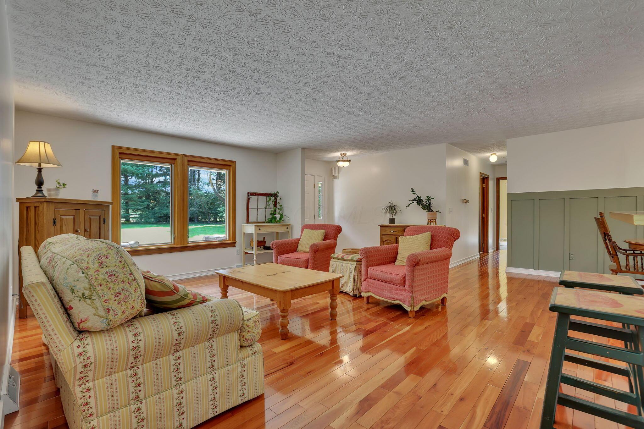 6565 Taggart Road Delaware, OH 43015 - Photo 6 of 82 15-web-or-mls-7W3A9569