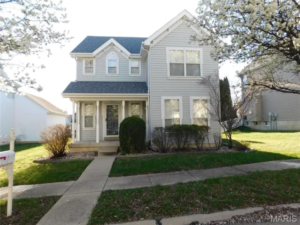 $2,300 | 219 Hawksbury Place, O'Fallon, MO 63368