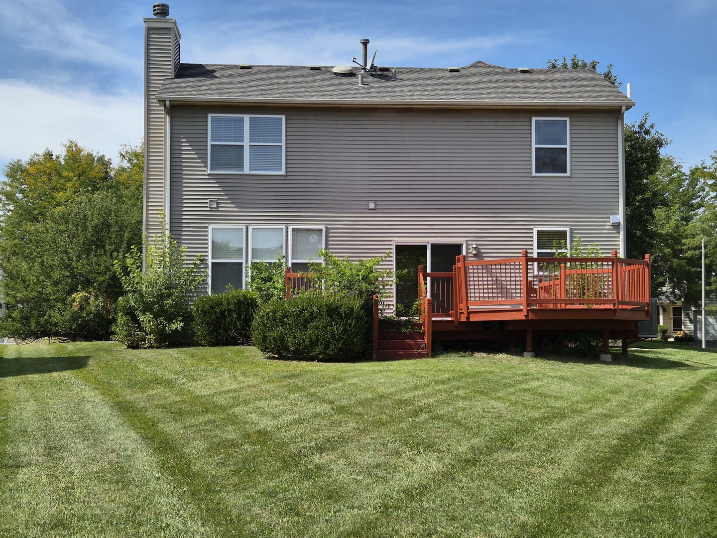 2355 Shiloh Drive Aurora, IL 60503 - Photo 39 of 40 a view of a house with a yard and sitting area