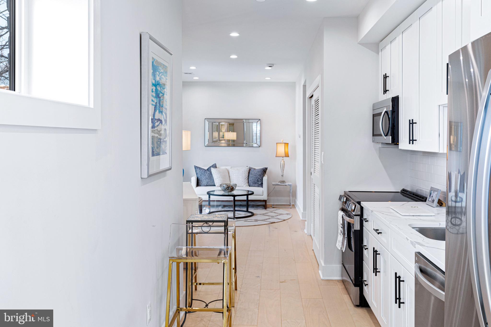 1910 Benning Road Northeast, Unit 2 Washington, DC 20002 - Photo 9 of 30 Eat In Area