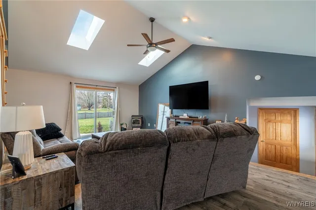 $359,900 | 8770 Sesh Road, Clarence, NY 14032