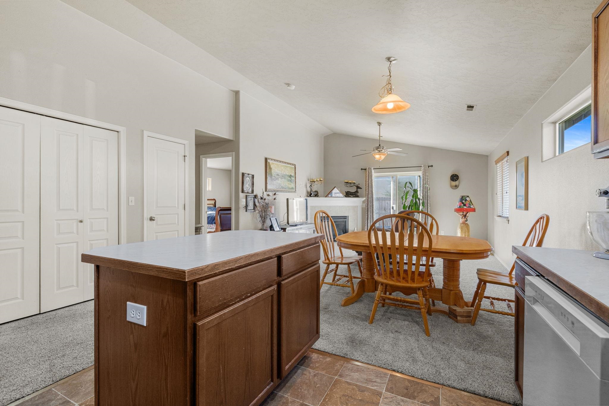 4323 North Farr Road Spokane Valley, WA 99206 - Photo 7 of 24