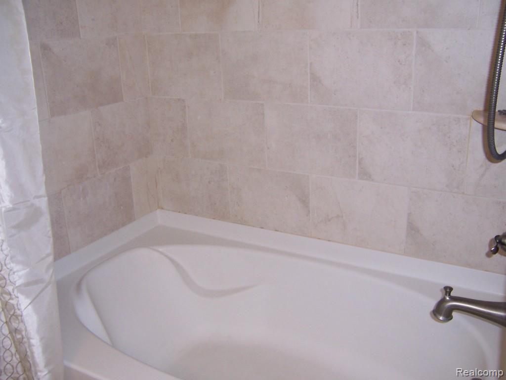 7230 Flamingo Road Algonac, MI 48001 - Photo 21 of 28